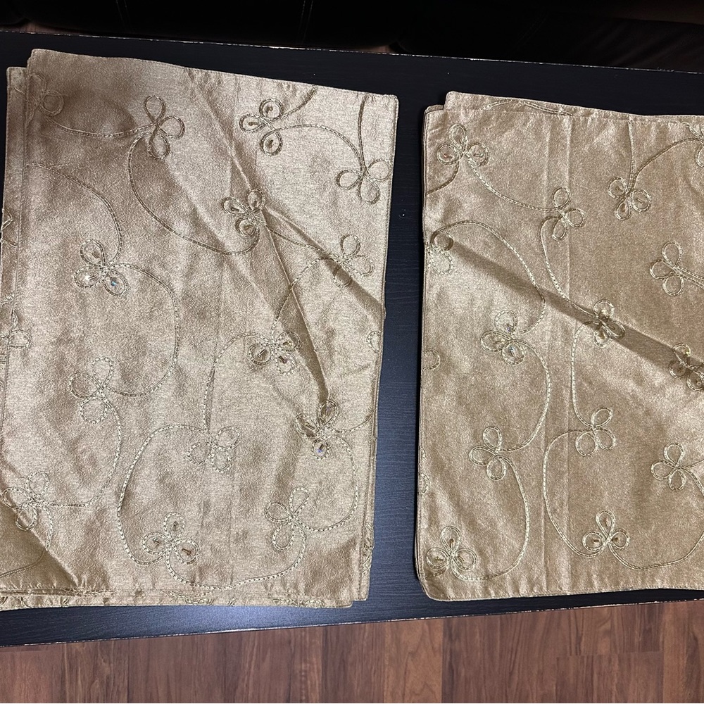 JCPenney Gold Embroidered Table Linens EASTER SPECIAL - Picture 2 of 6